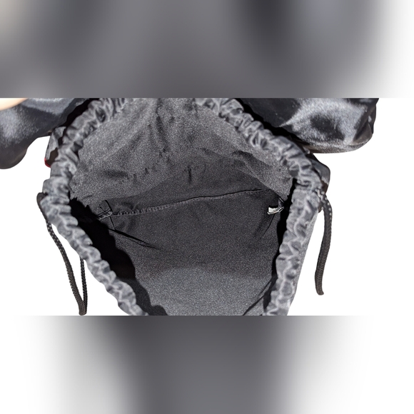 DisneyParks Minnie Mouse Ear/Red White Polka Dot Bow Ruffled Drawstring Backpack - Picture 8 of 15